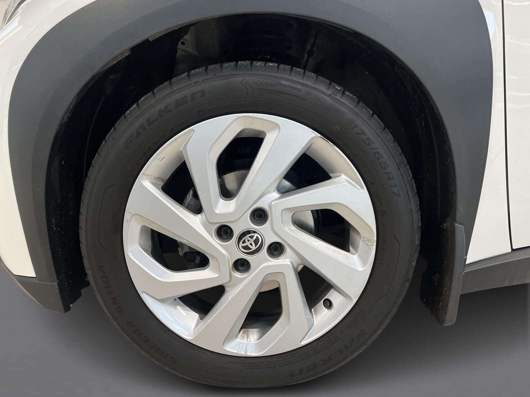 Hvid Toyota Aygo X fra 2022