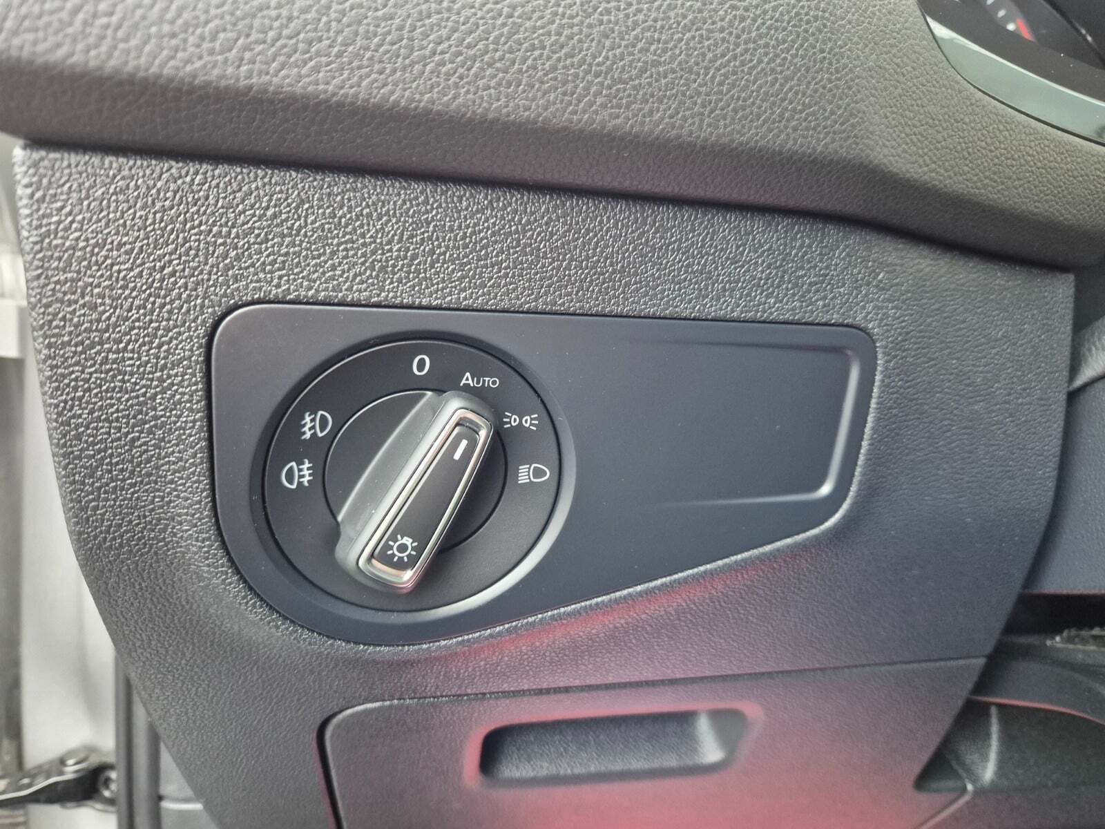 Sølv VW Tiguan fra 2019