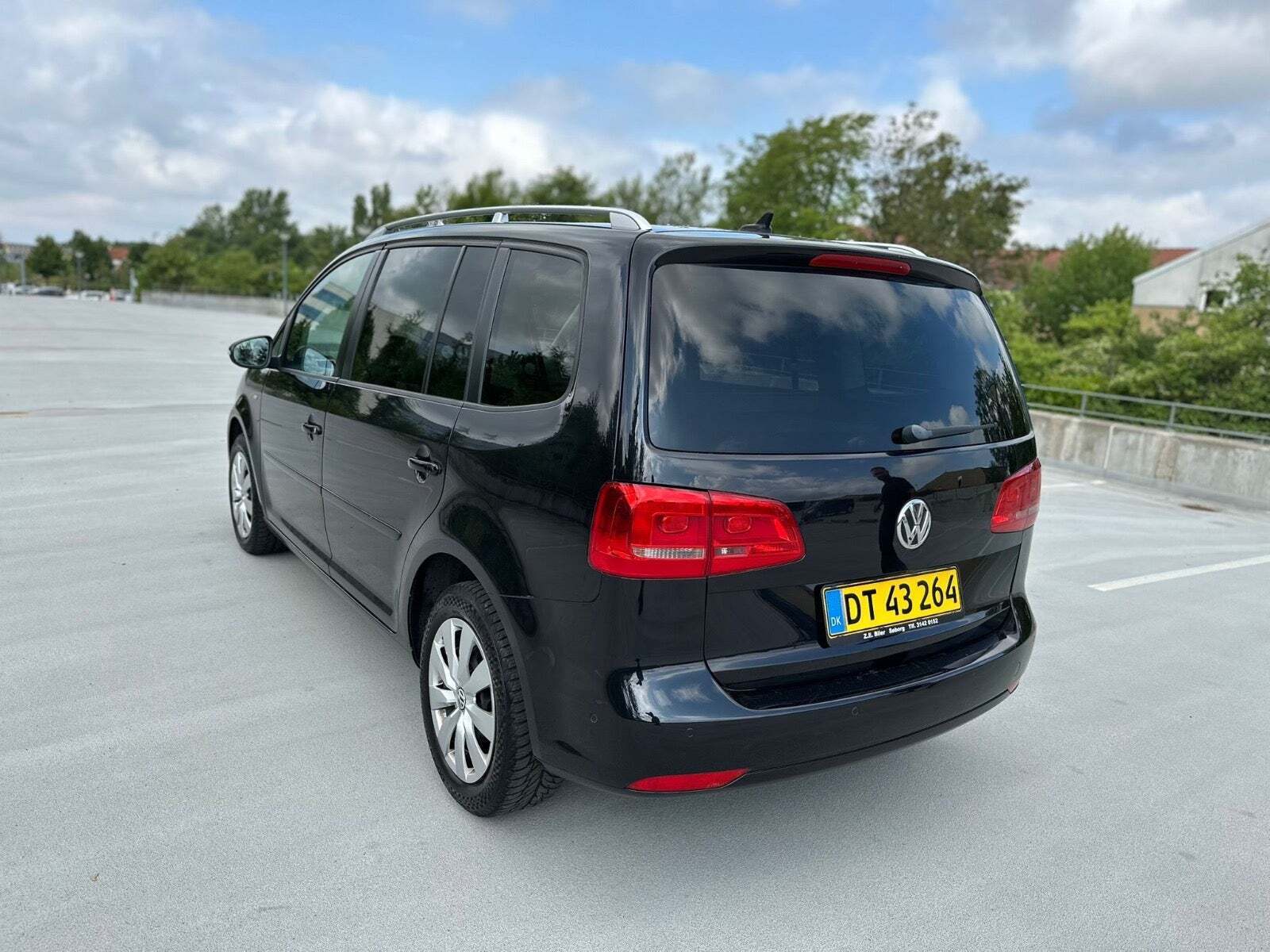 VW Touran 2,0 TDi 140 Highline DSG BMT Van