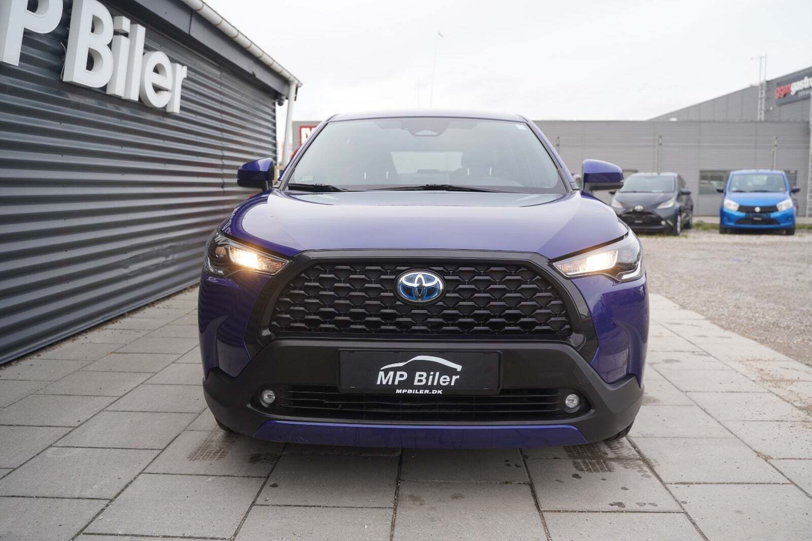 Toyota Corolla Cross 2,0 Hybrid Active CVT