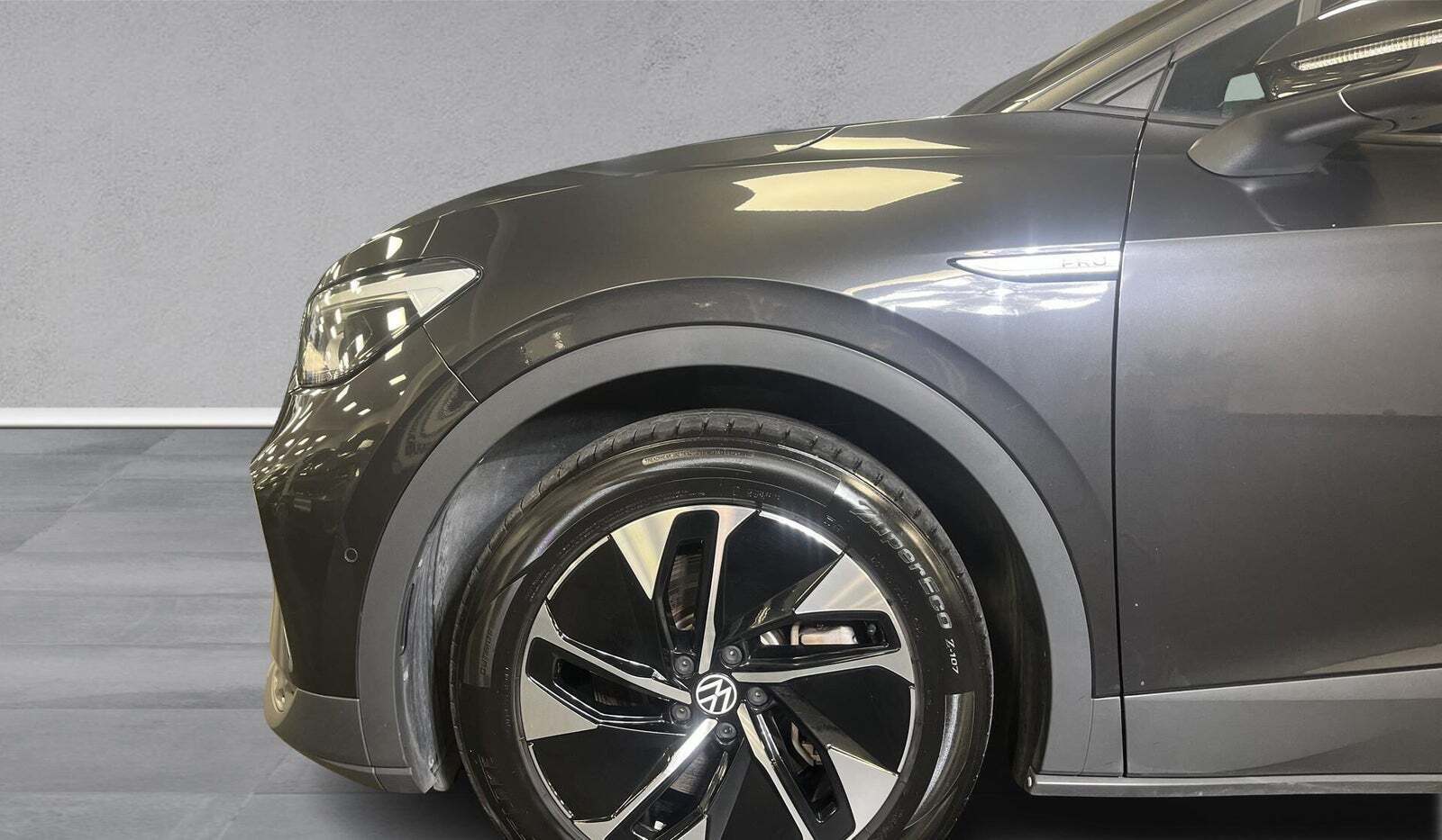 Grå VW ID.4 fra 2022