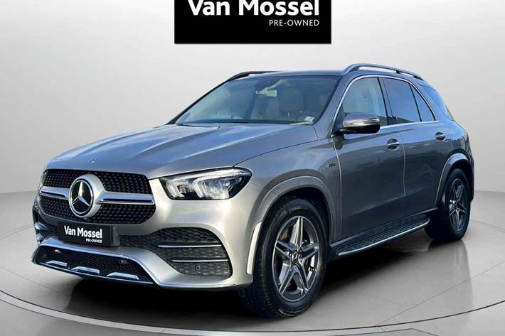 Orange Mercedes GLE350 de fra 2020 set udefra