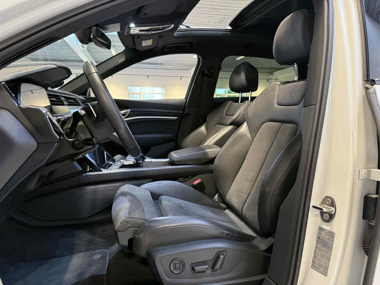 Audi e-tron 55 S-line quattro