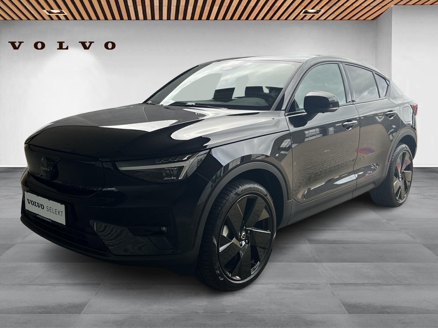 Volvo EC40 Extended Range Black Edition