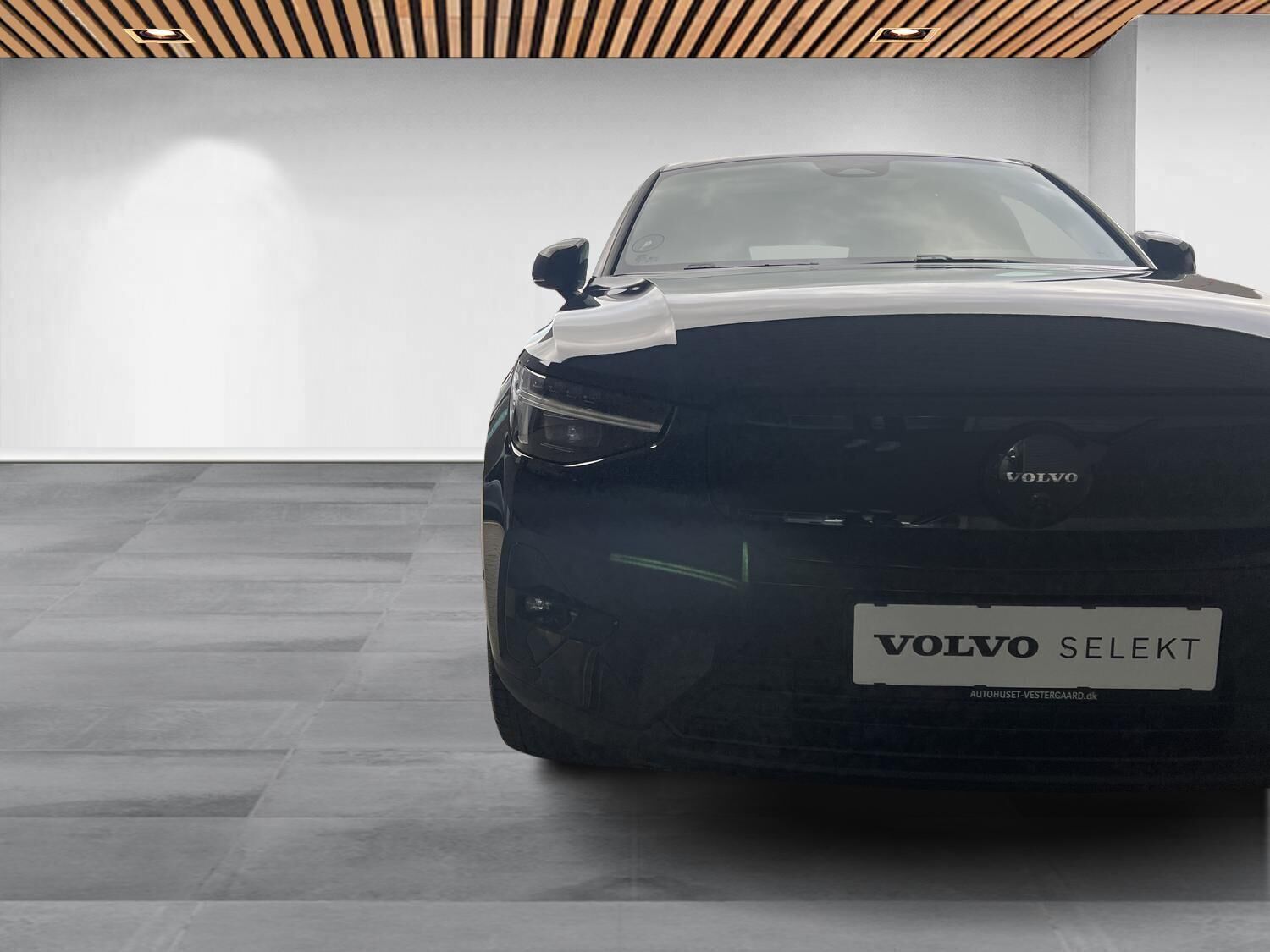 Sort Volvo EC40 fra 2025