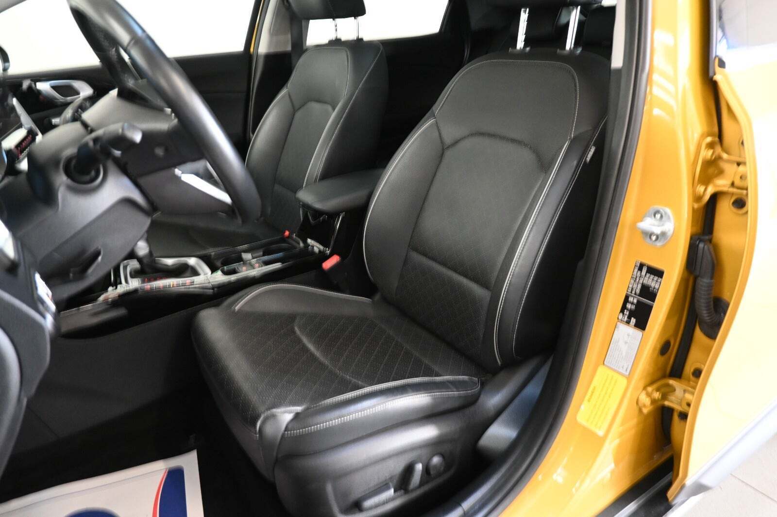 Gul Kia XCeed fra 2020