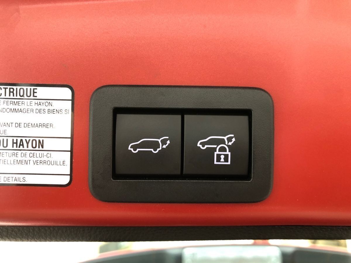 Rød Toyota Yaris Cross fra 2022