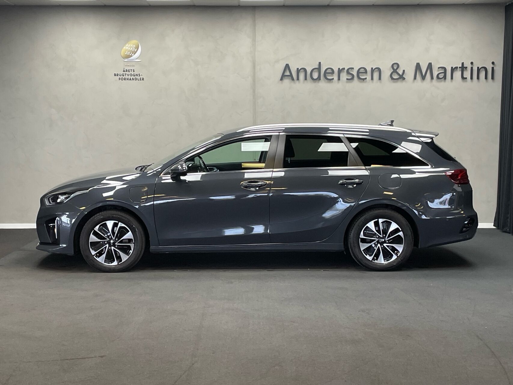 Kia Ceed 1,6 SW GDI PHEV  Plugin-hybrid Upgrade m/Plus DCT 141HK Stc 6g Aut.