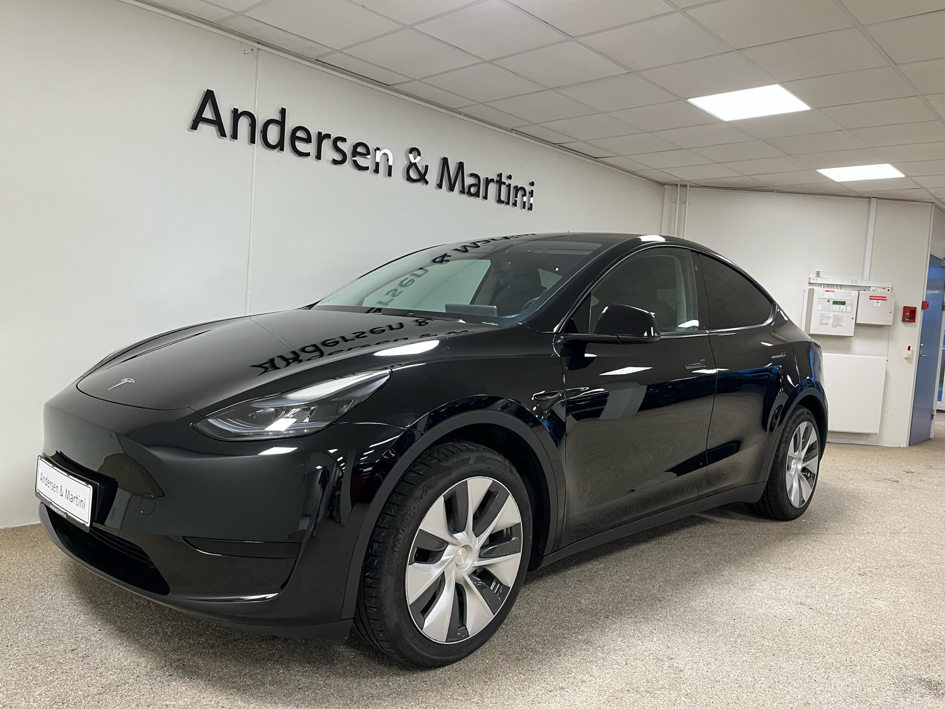 Tesla Model Y EL RWD 299HK 5d Aut.