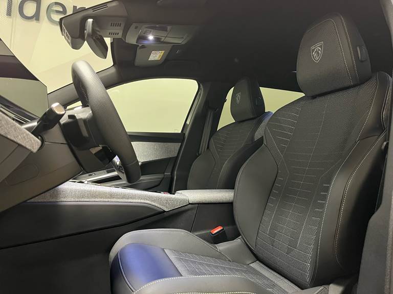 Peugeot e-5008 EL GT Pack 210HK 5d Aut.