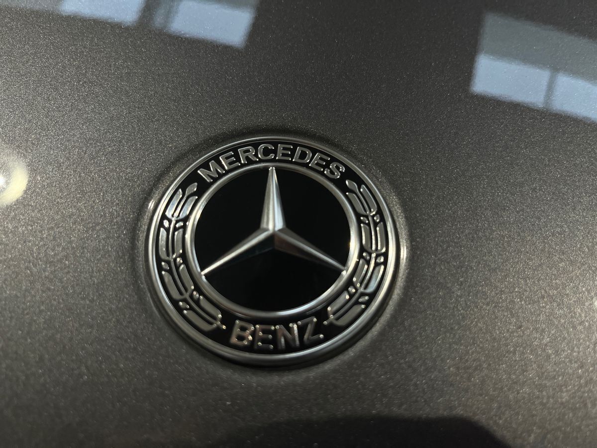 Grå Mercedes EQA 250+ fra 2023