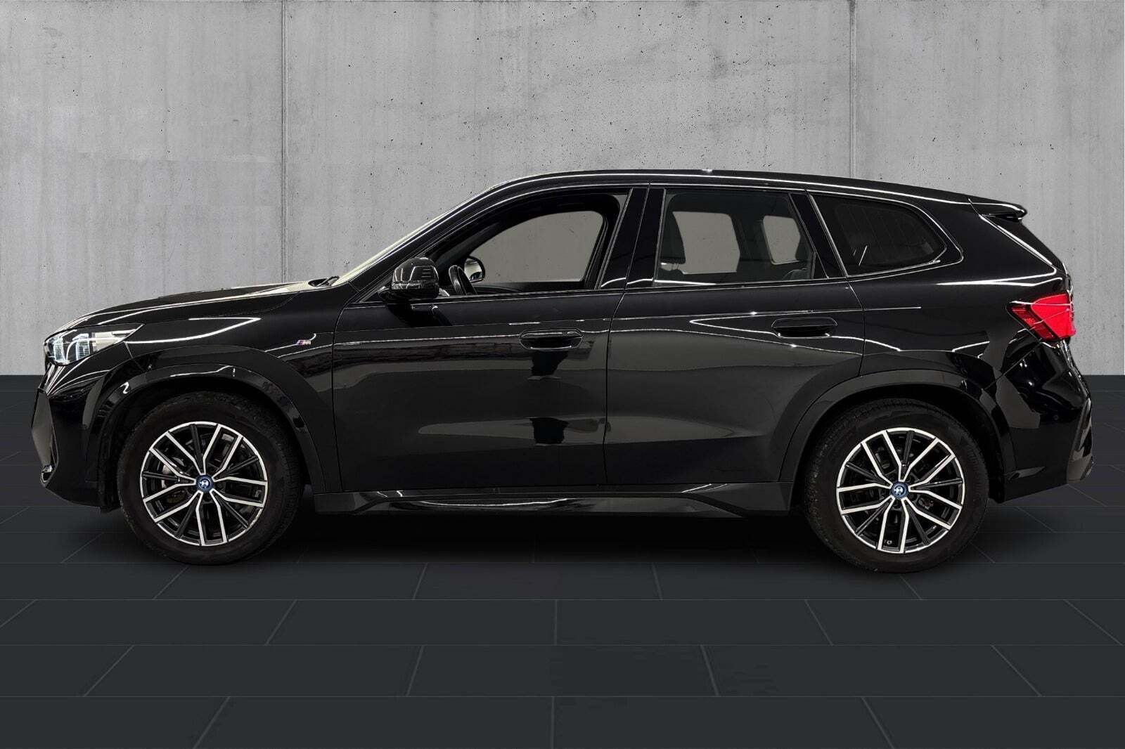 BMW iX1 xDrive30 M-Sport