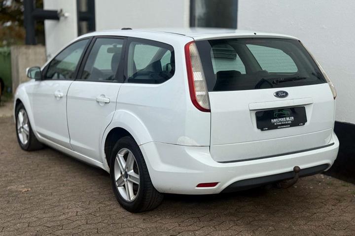 Hvid Ford Focus fra 2008