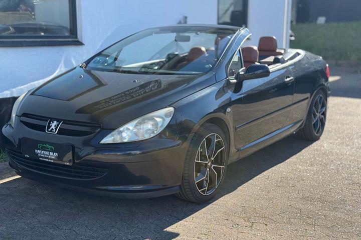 Sort Peugeot 307 fra 2004