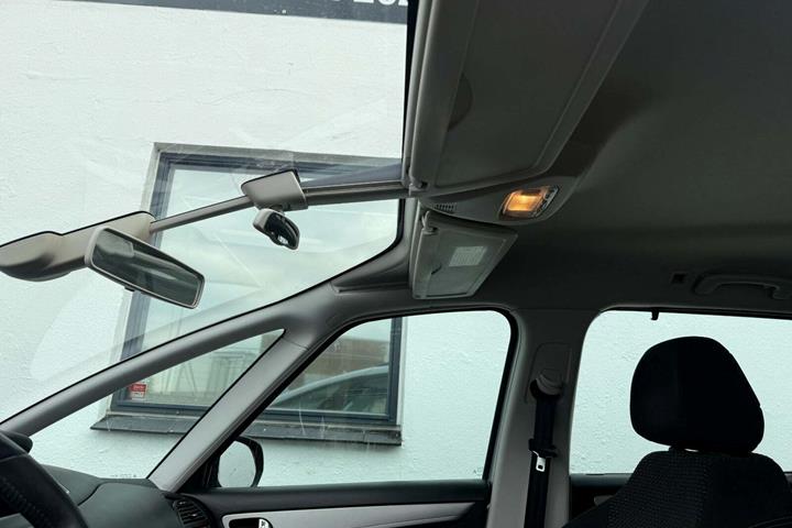 Sølv Citroën Grand C4 Picasso fra 2011