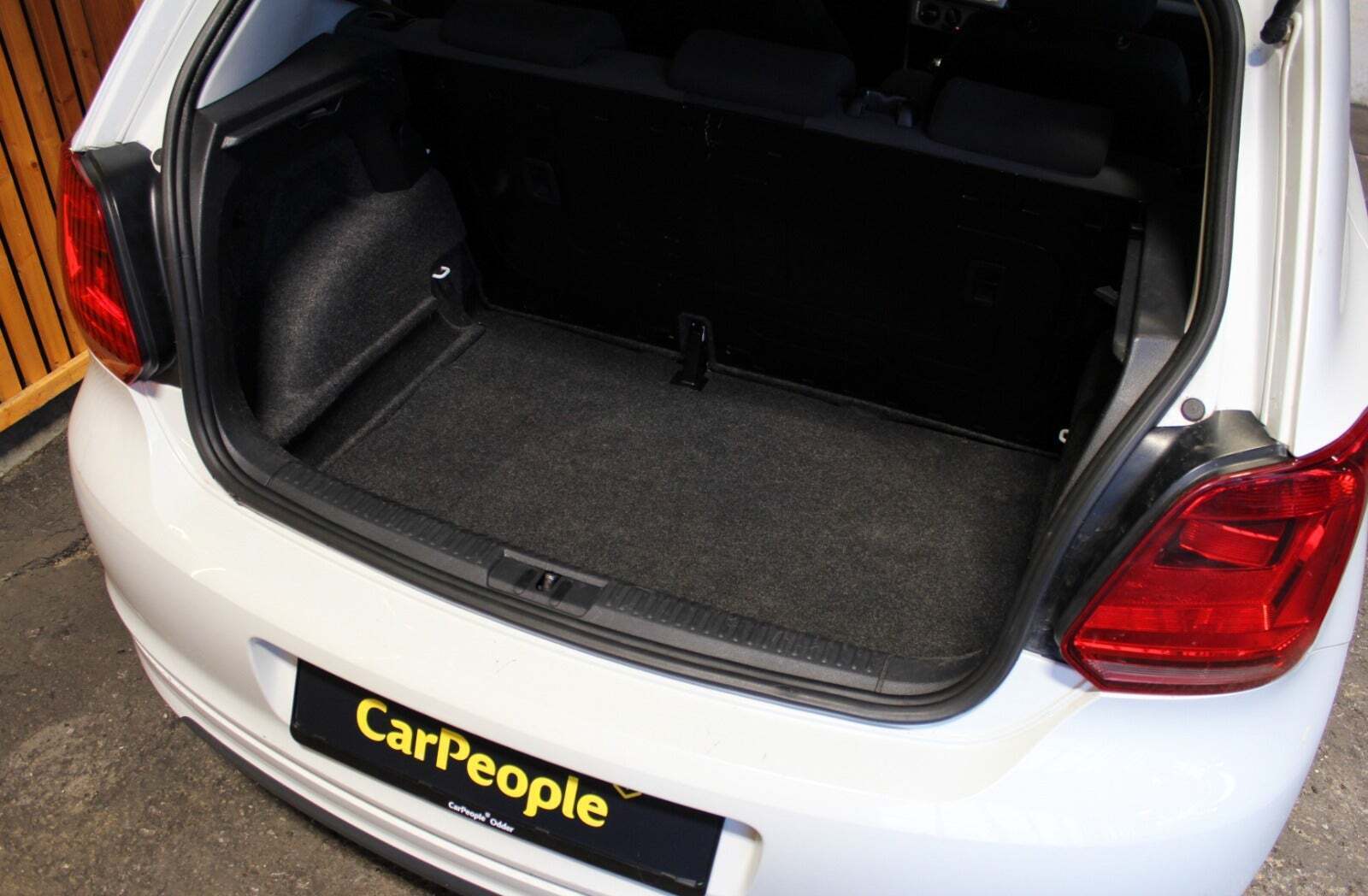 Hvid VW Polo fra 2016