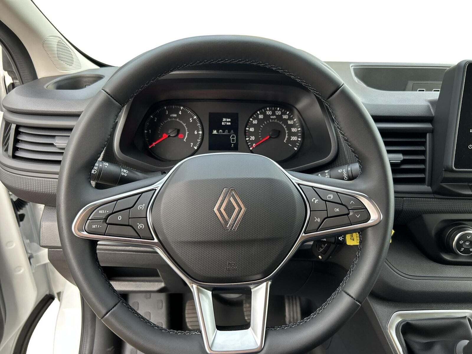 Renault Trafic 2,0 dCi 150 L2H1