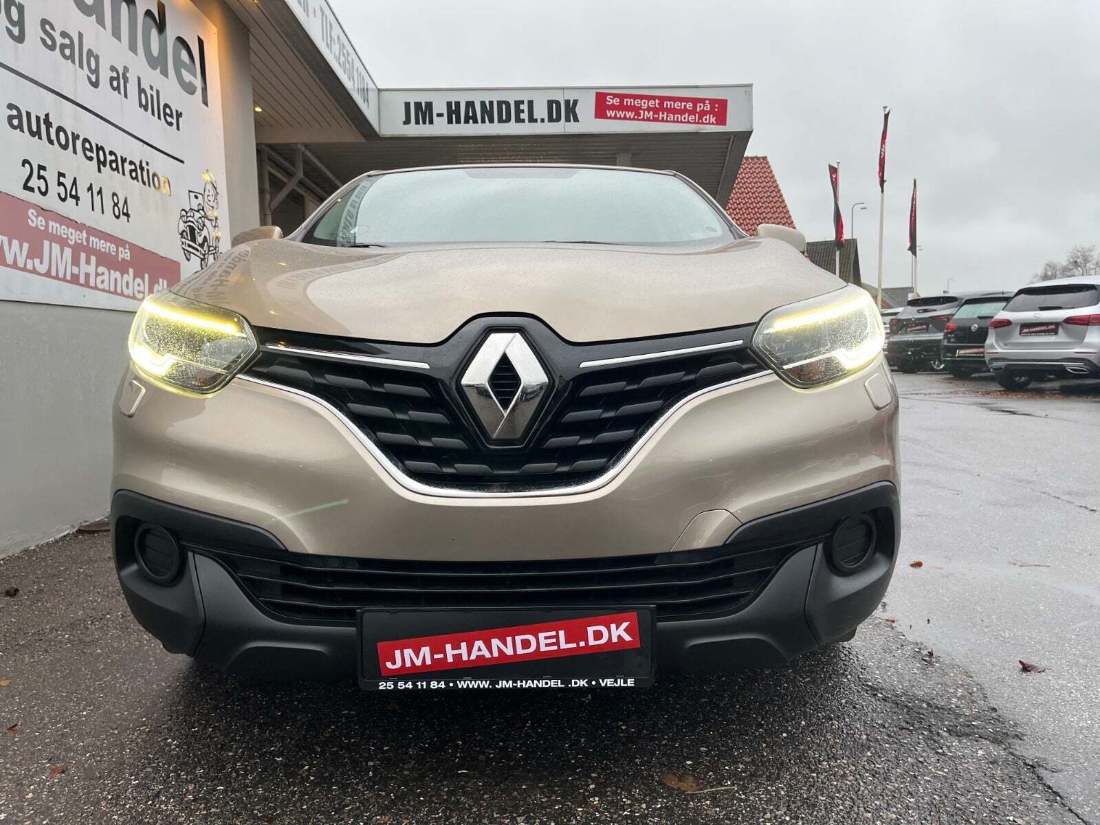 Beige Renault Kadjar fra 2016