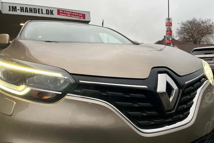Beige Renault Kadjar fra 2016