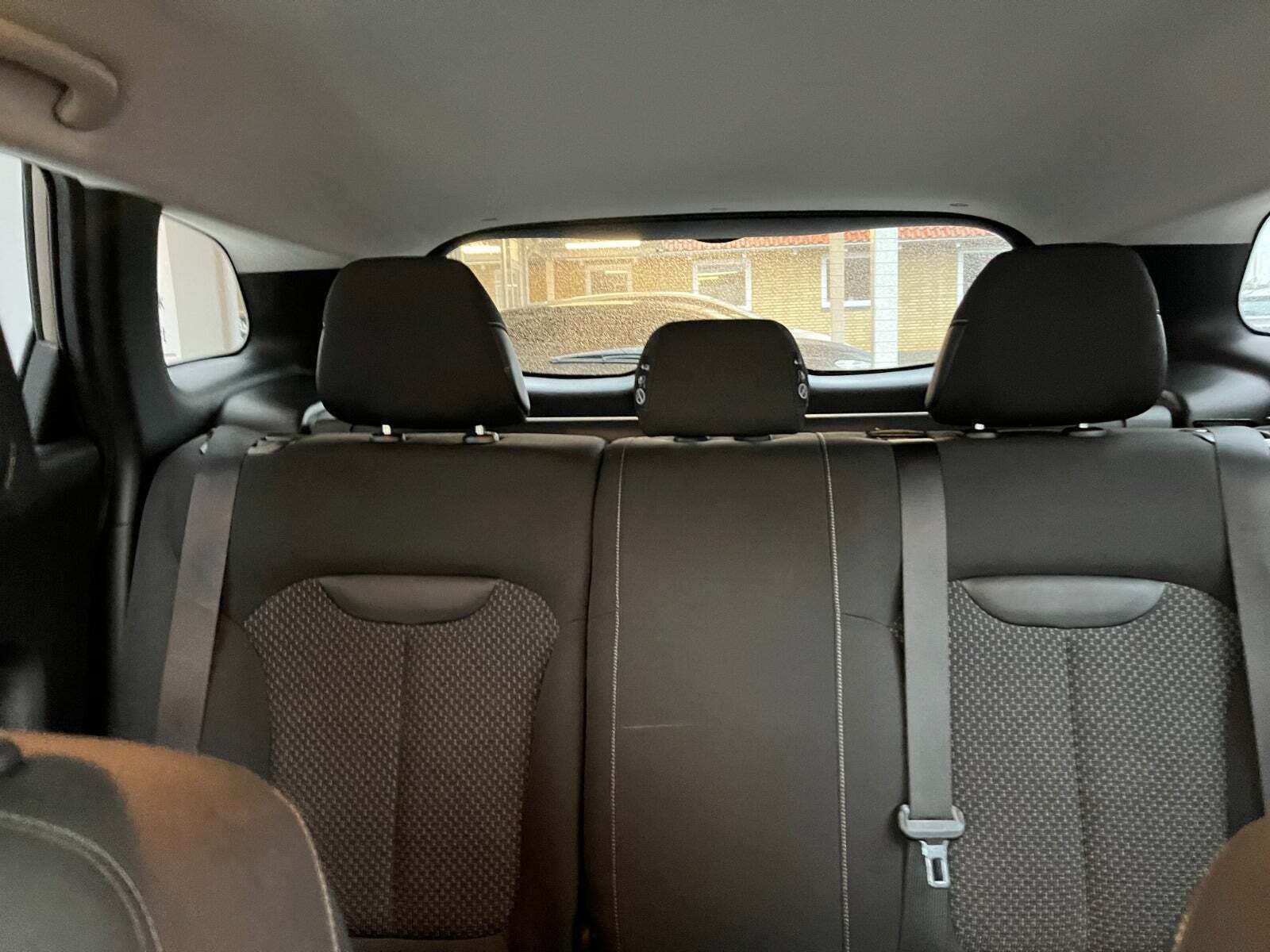 Beige Renault Kadjar fra 2016