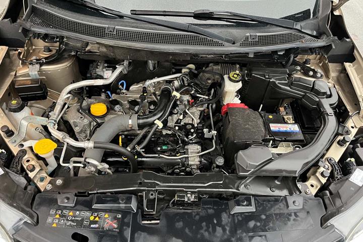 Beige Renault Kadjar fra 2016