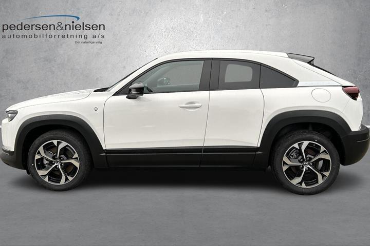 Hvid Mazda MX-30 fra 2025