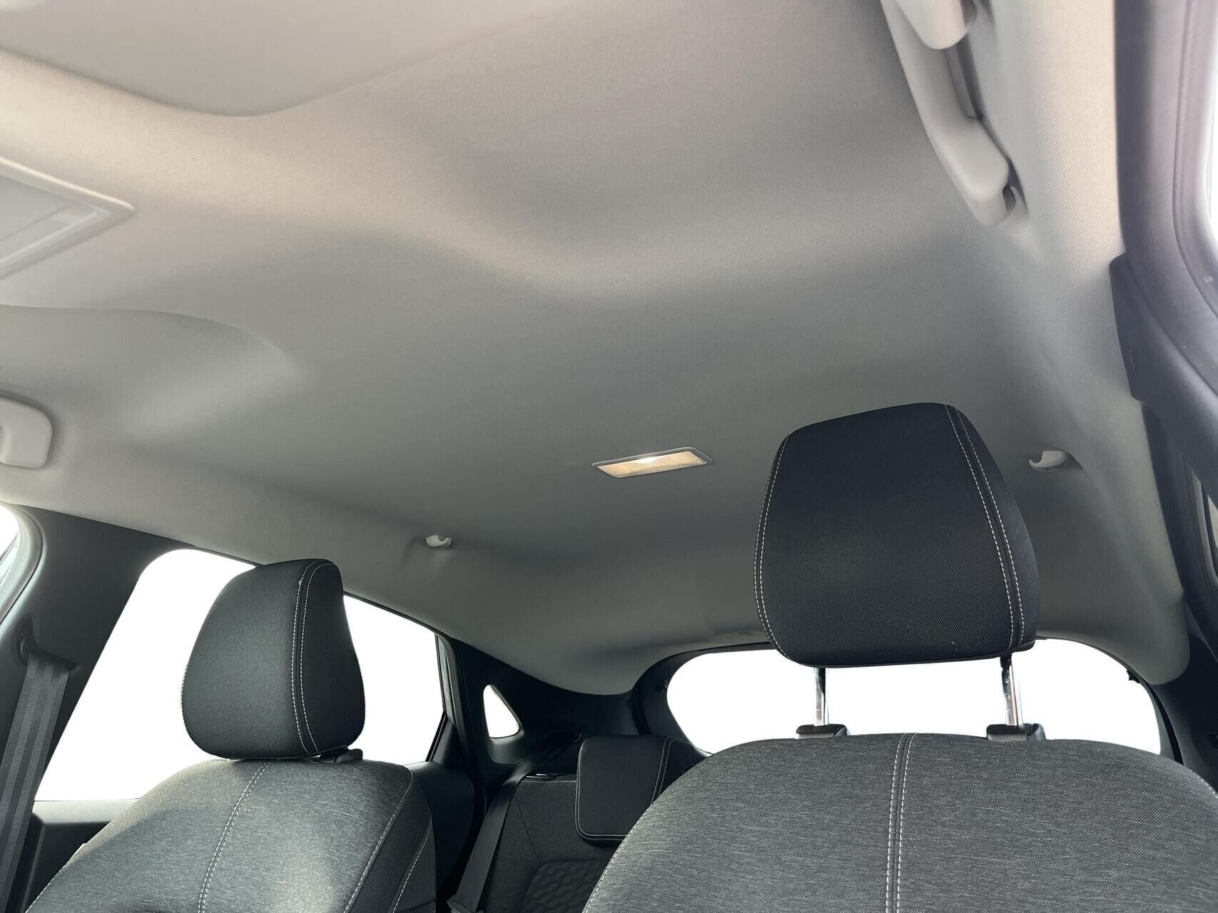 Sølv Ford Puma fra 2021