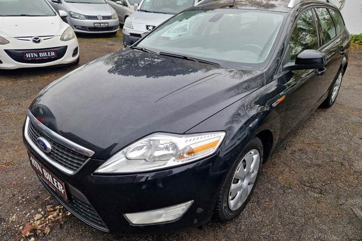 Sort Ford Mondeo fra 2009