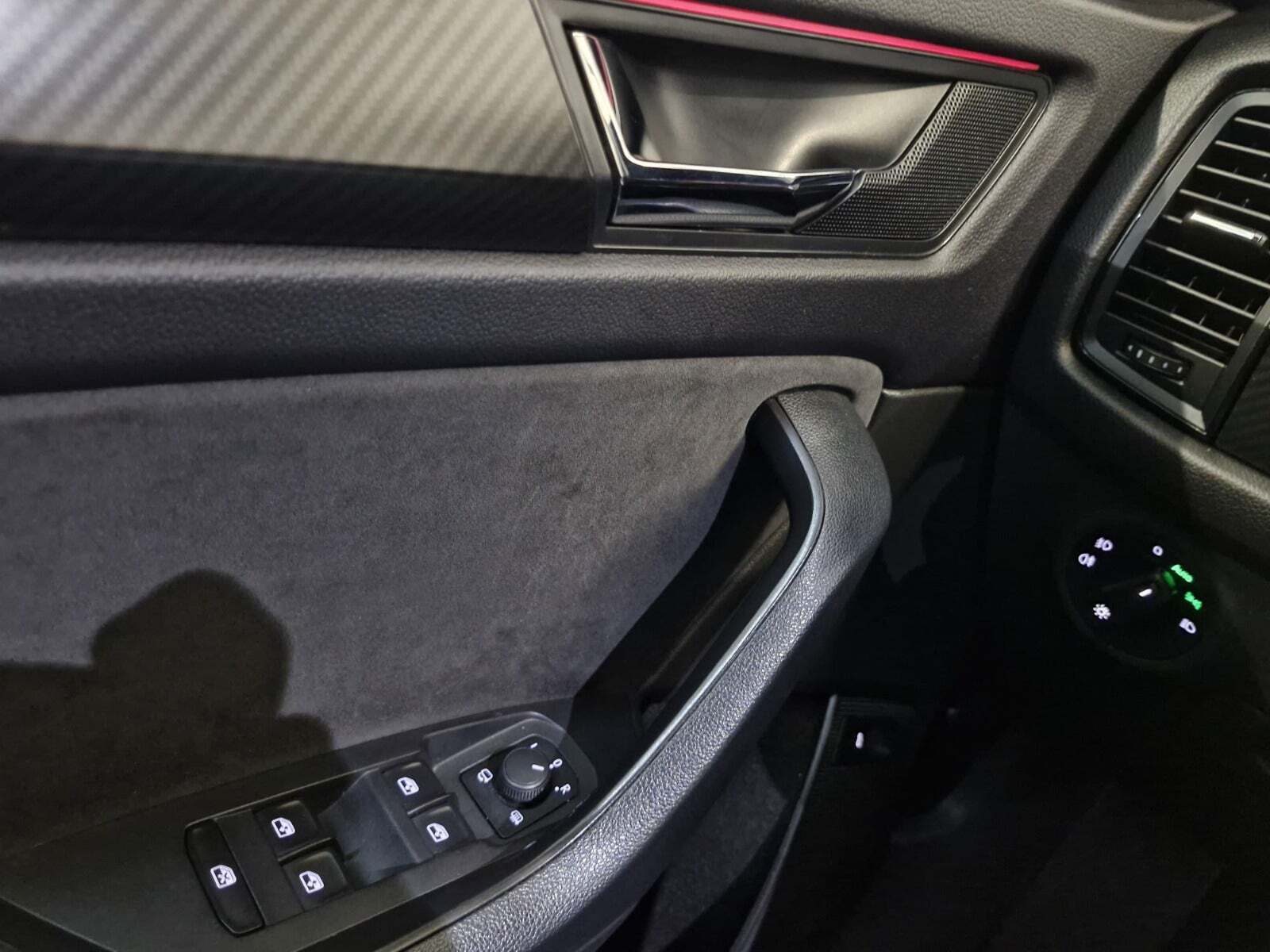 Grå Skoda Kodiaq fra 2021