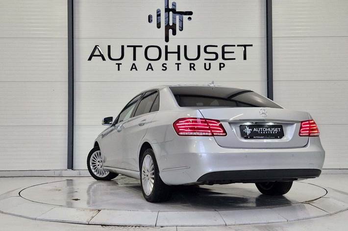 Sølv Mercedes E220 fra 2014