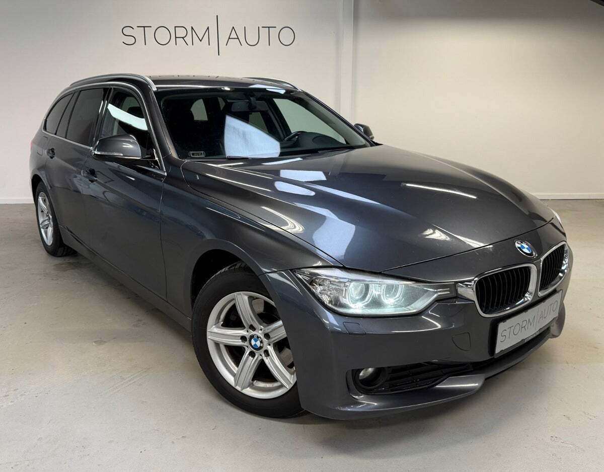 Grå BMW 320d fra 2012