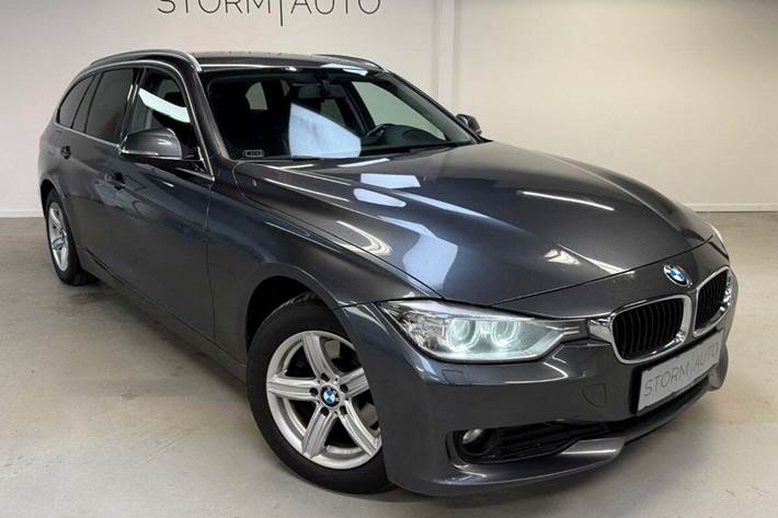Grå BMW 320d fra 2012