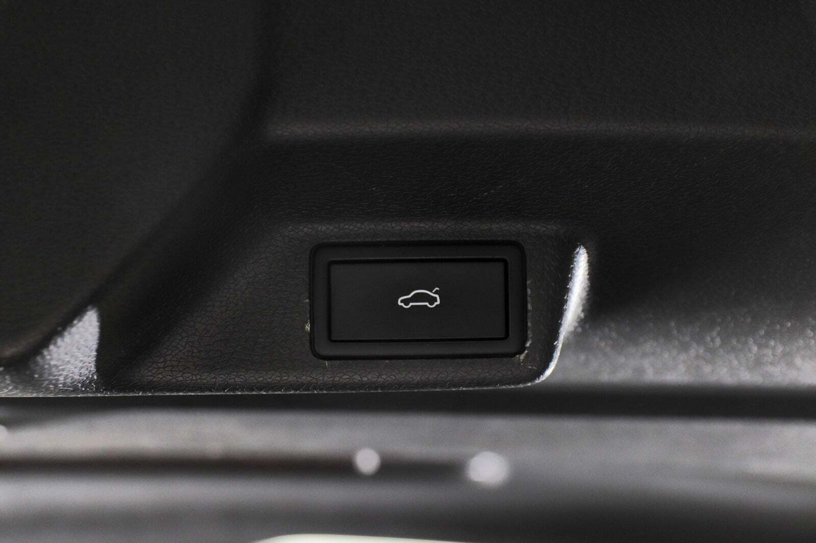 Blå VW ID.Buzz fra 2023