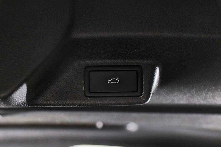 Blå VW ID.Buzz fra 2023