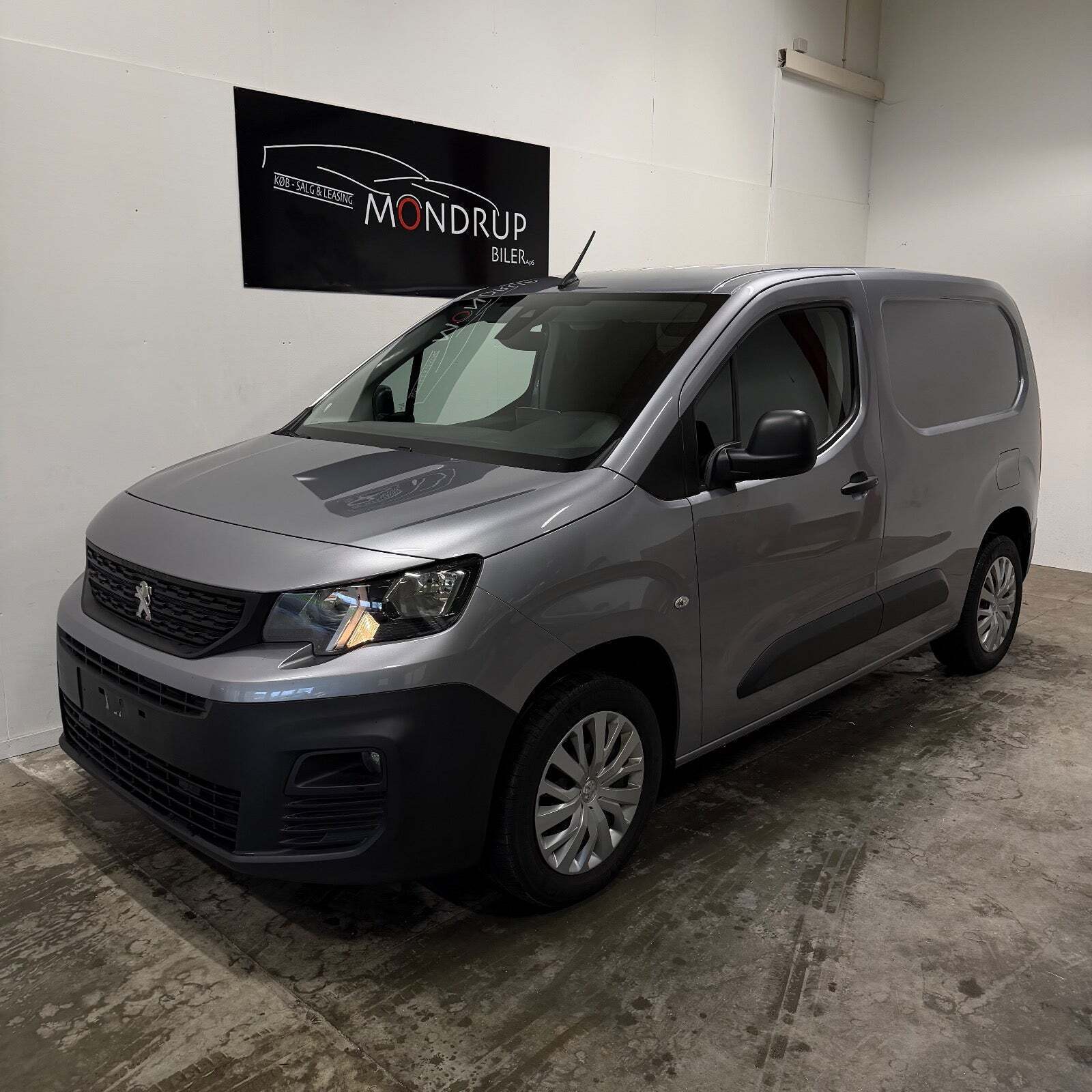 Peugeot Partner 1,5 BlueHDi 100 L2V2 Plus Van