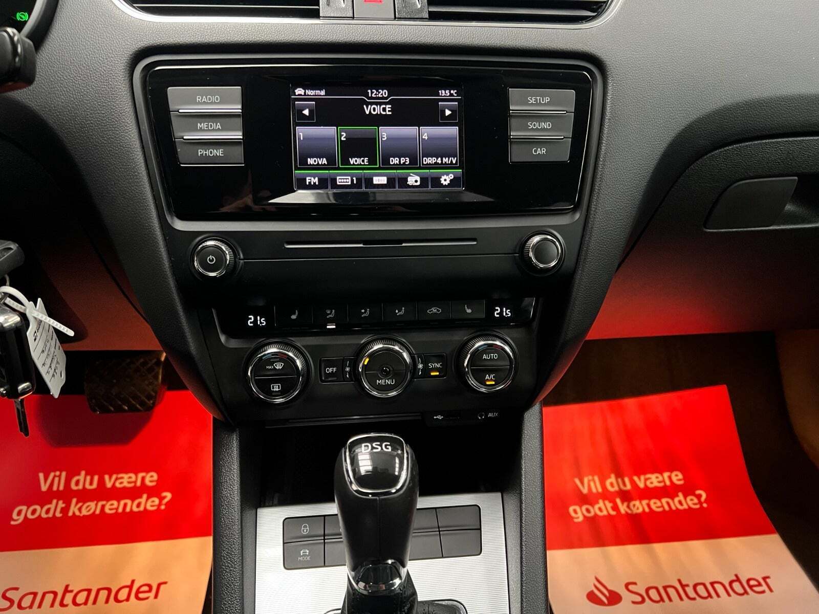 Sort Skoda Octavia fra 2016