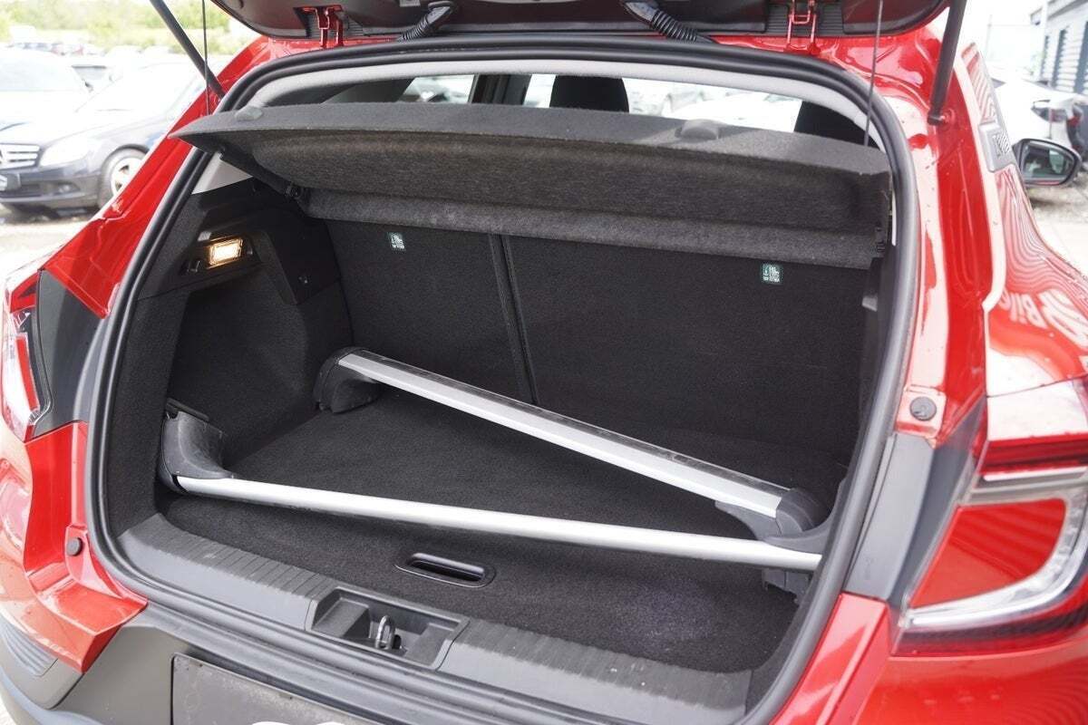 Rød Renault Captur fra 2020