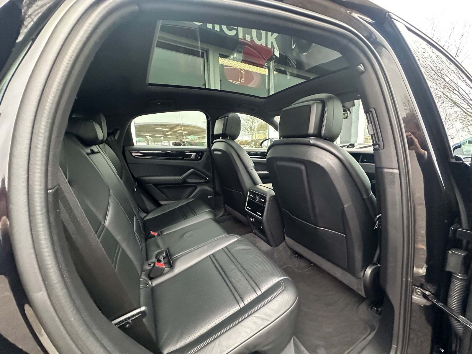 Porsche Cayenne 3,0 E-Hybrid Coupé Tiptr.