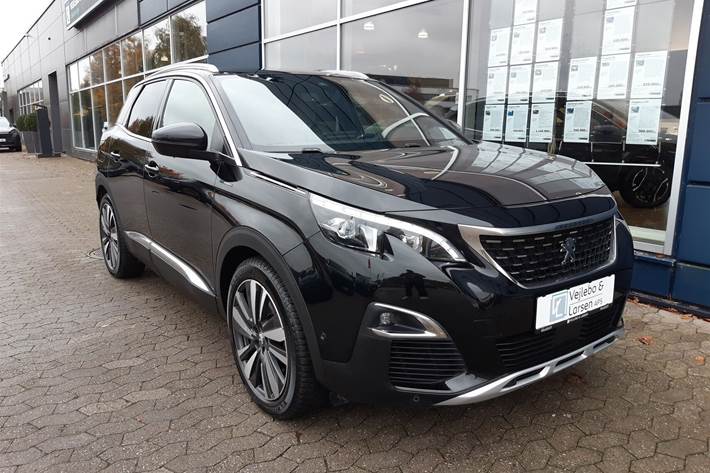 Sort Peugeot 3008 fra 2020 set udefra