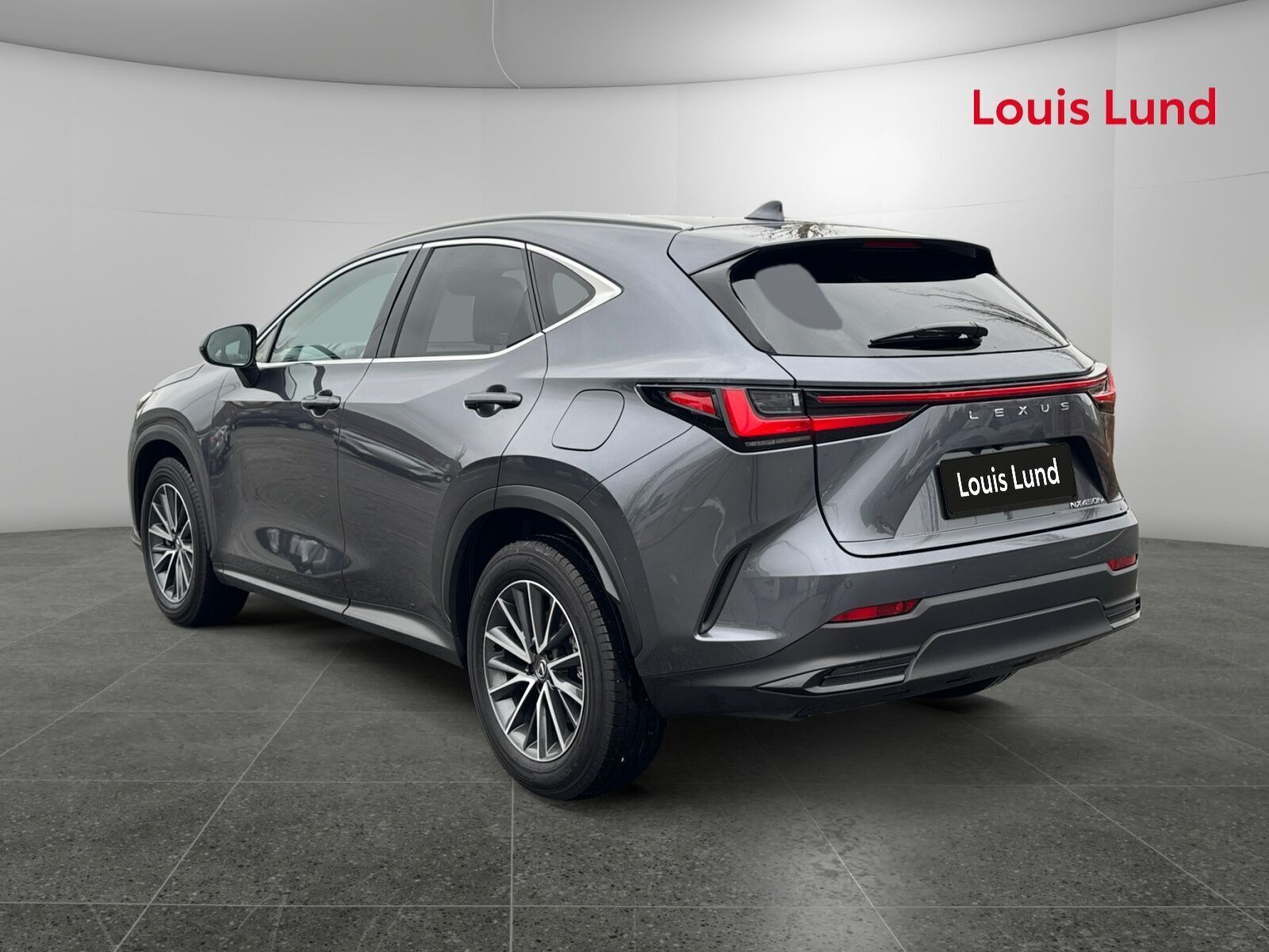 Lexus NX 2,5 450h+ Plugin-hybrid Business Plus 4WD 309HK 5d Trinl. Gear