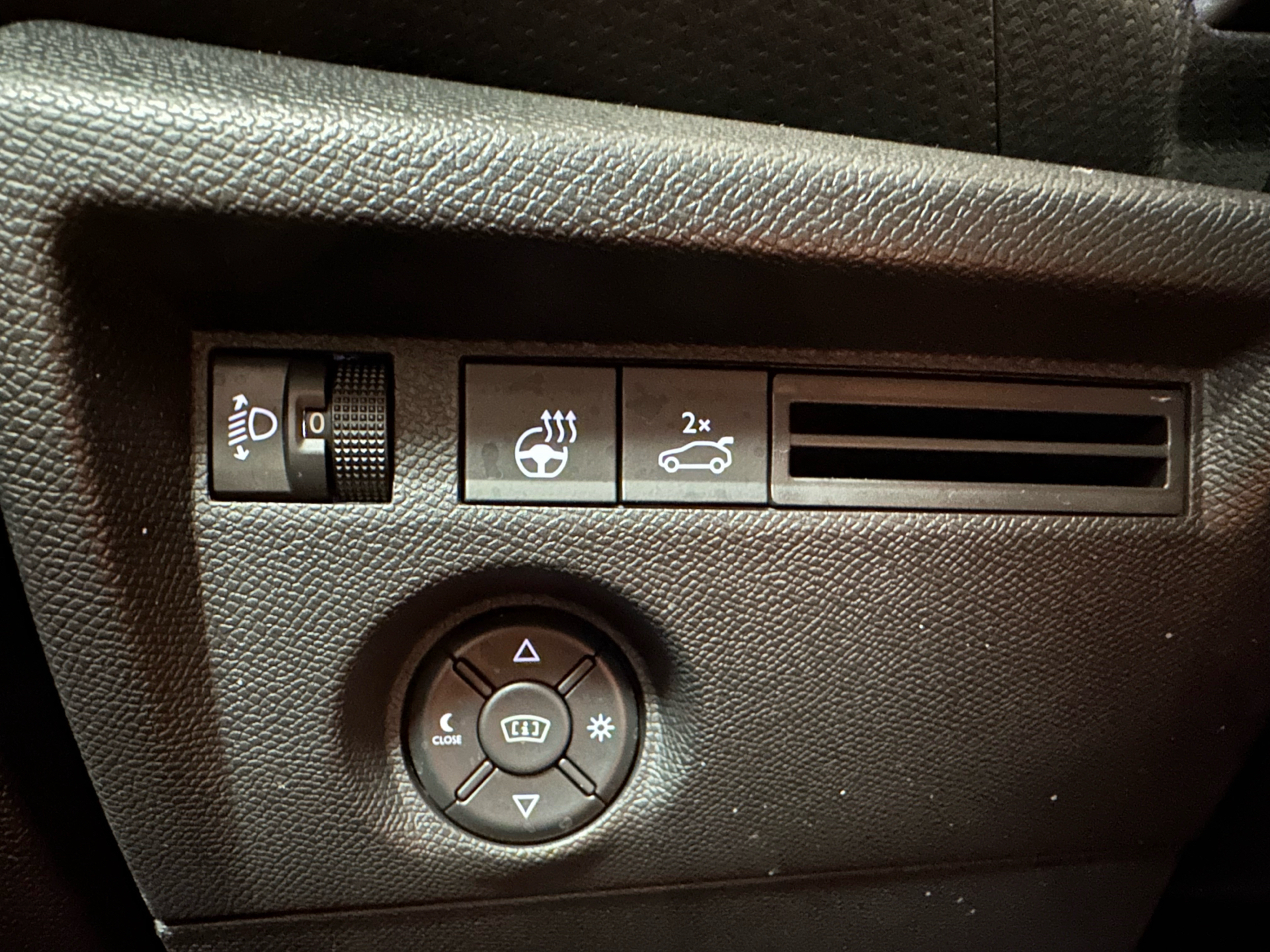 Hvid Citroën ë-C4 X fra 2023