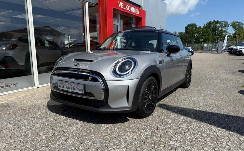 Mini Cooper SE Classic Trim