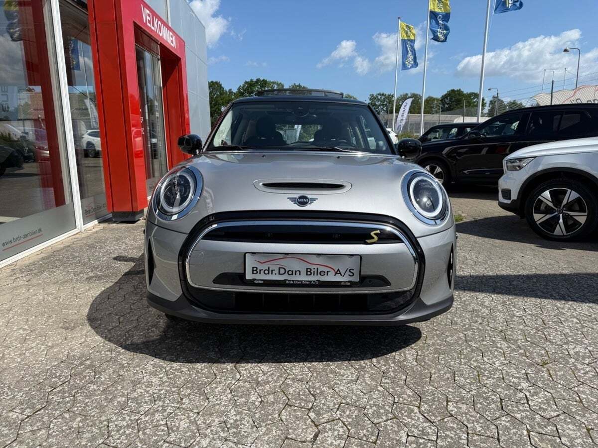 Mini Cooper SE Classic Trim