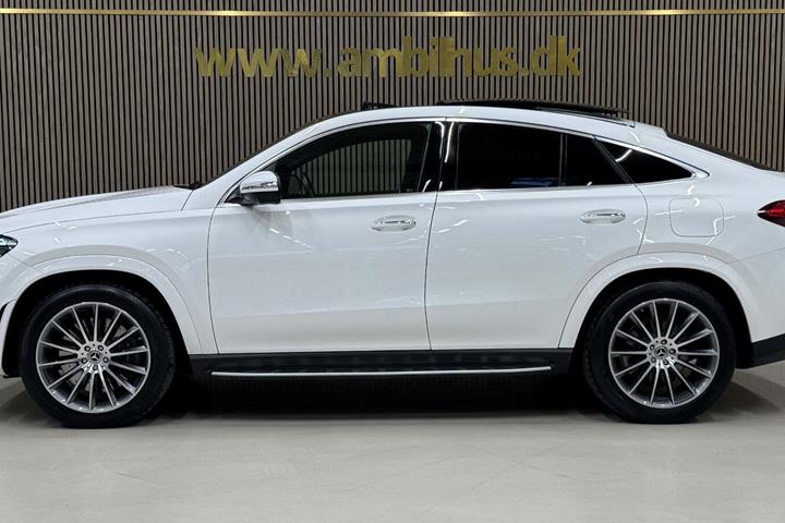 Hvid Mercedes GLE350 de fra 2023