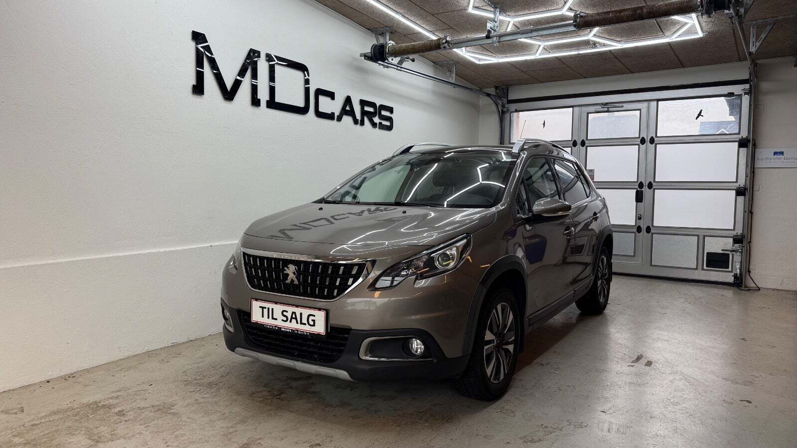 Peugeot 2008 1,2 e-THP 110 Allure Sky