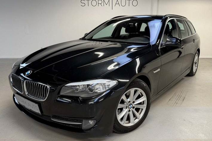 Sort BMW 520d fra 2010