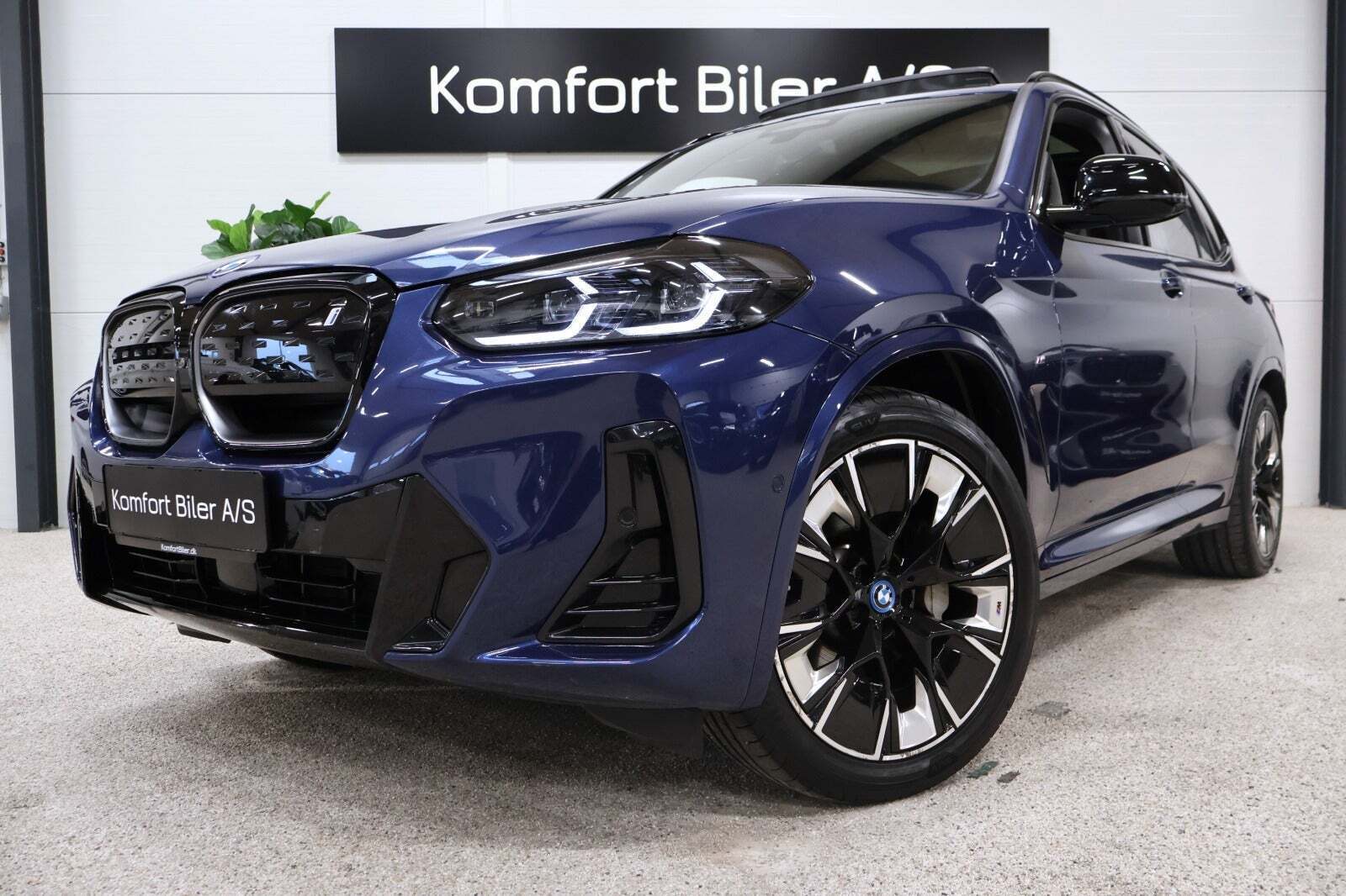 BMW iX3 Charged Plus M-Sport