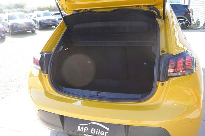 Gul Peugeot 208 fra 2021