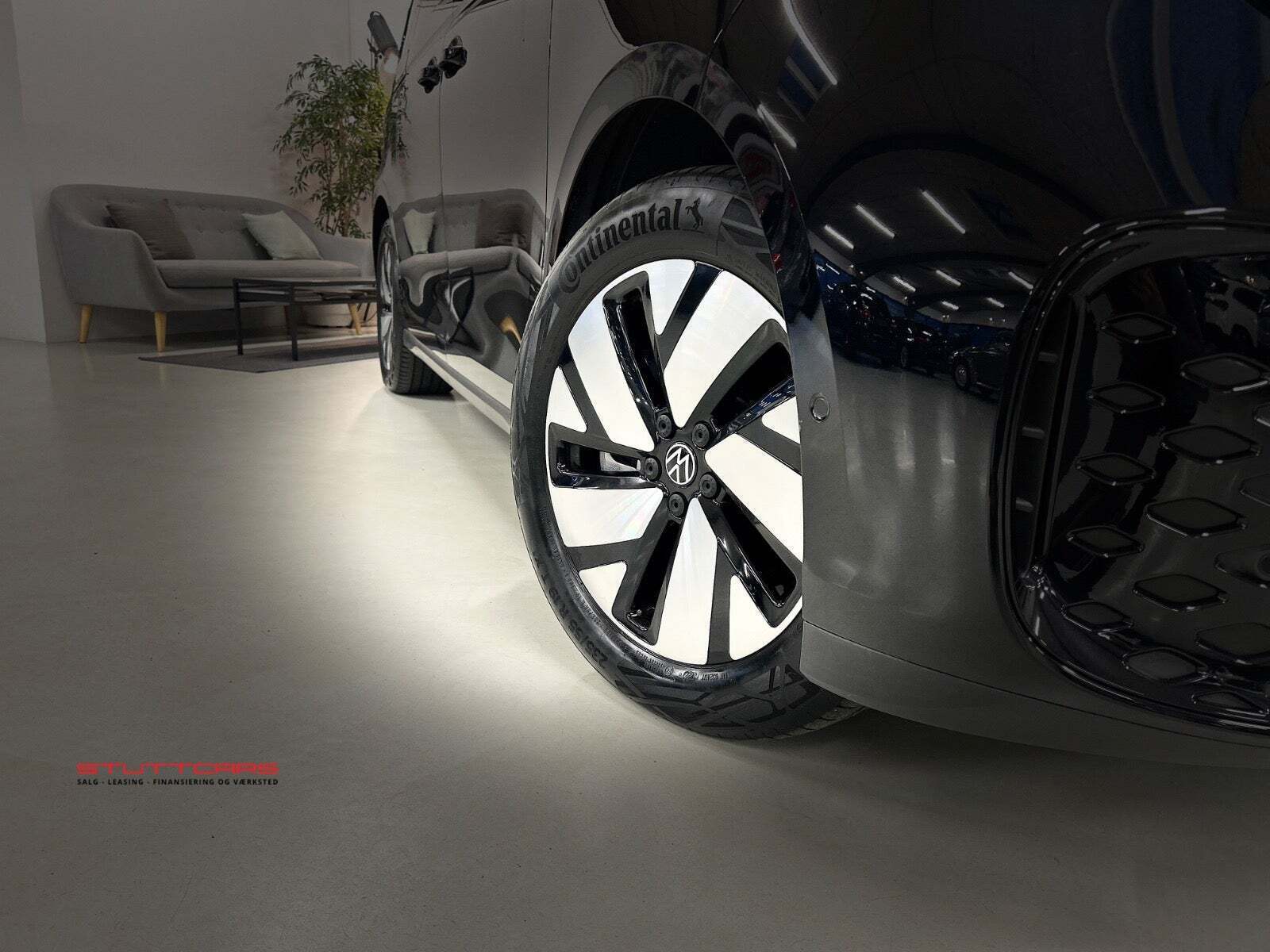 VW ID.Buzz 77 Pro SWB