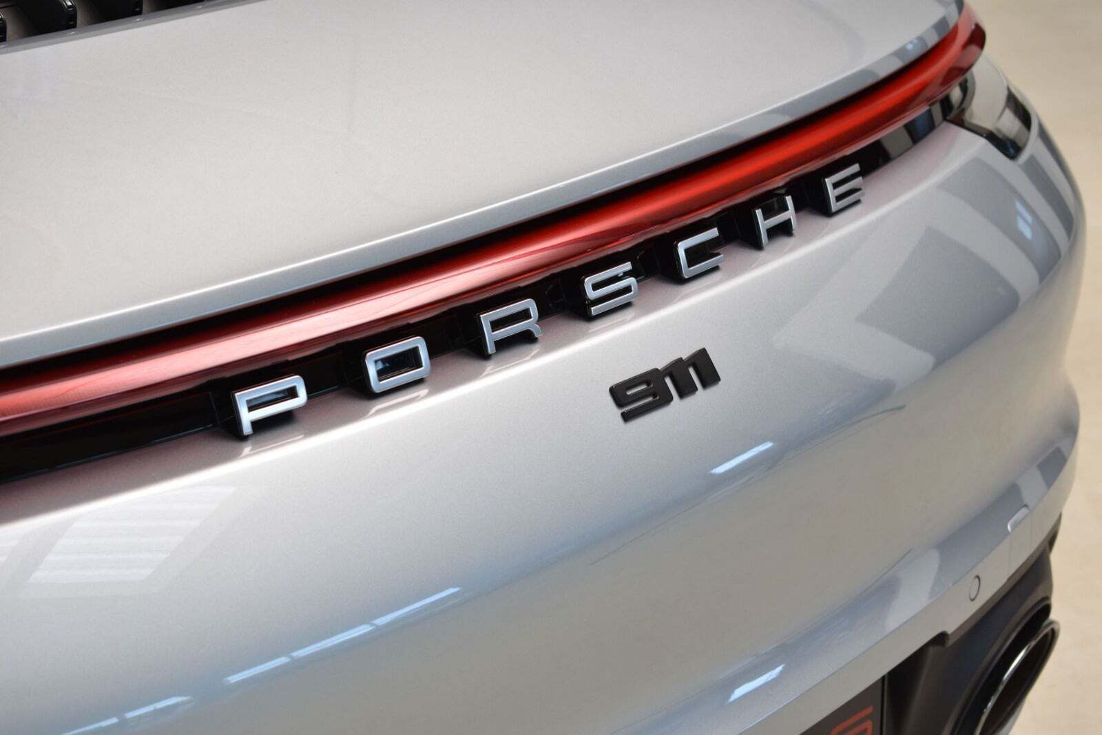 Sølv Porsche 911 Carrera S fra 2019
